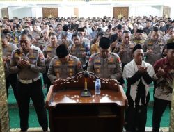 Polda Jatim Gelar Shalat Ghaib untuk Korban Bencana di Aceh Sumatera