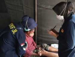 Nakes Polri Berikan Layanan Kesehatan Gratis bagi Korban Banjir di Aceh Tamiang