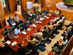 Presiden Prabowo di Hambalang Bahas Percepatan Penanganan Bencana dan Kesiapan Libur Akhir Tahun