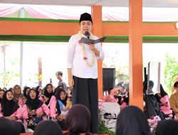 Safari Ramadan di Ajung, Bupati Jember Umumkan Beasiswa Khusus Anak Kader Posyandu