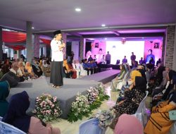 Melalui Safari Ramadan Gus Fawait Gencarkan Sosialisasi Kepada Warga Tengtang Cara Mengakses Layanan Publik Gratis