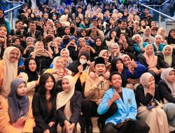 Cetak SDM Unggul, Gus Fawait Telah Cairkan Beasiswa Ribuan Mahasiswa hingga Beri Insentif Guru Ngaji, RT/RW, dan Kader Posyandu